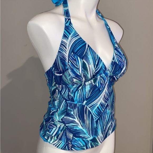 LA BLANCA SWIMWEAR Sketched Reversible Halter Tankini Top Size 6 NEW! - Picture 2 of 6